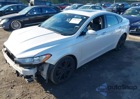 2017 Ford Fusion Titanium z USA, uszkodzony, nr VIN 3FA6P0K91HR261706